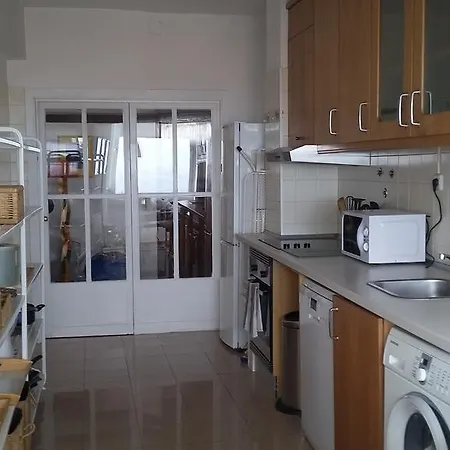Centrally Located Sea View Apartment