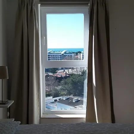Apartment Centrally Located Sea View *